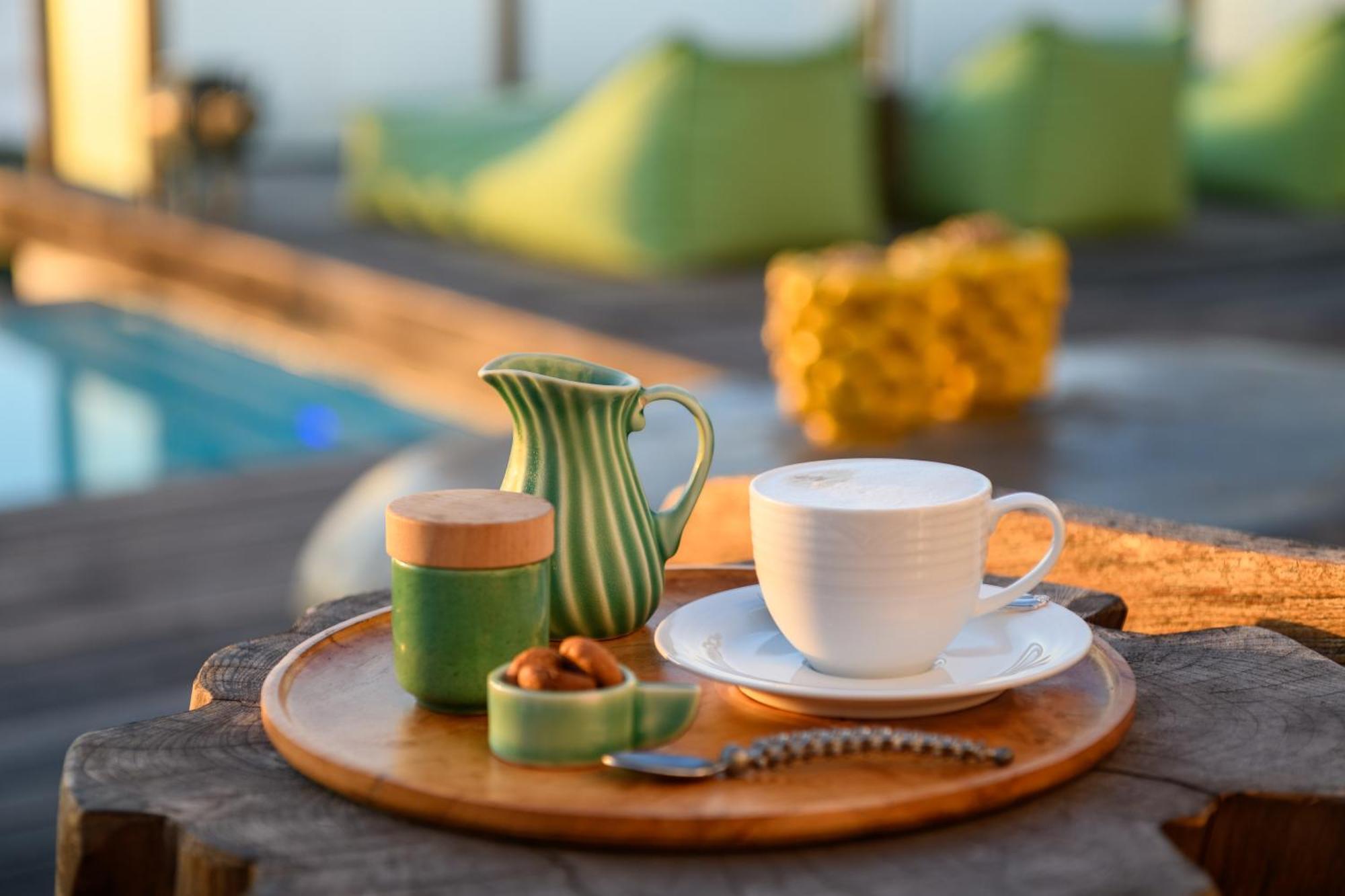 Nakai Beach Homestay Trafalgar Esterno foto