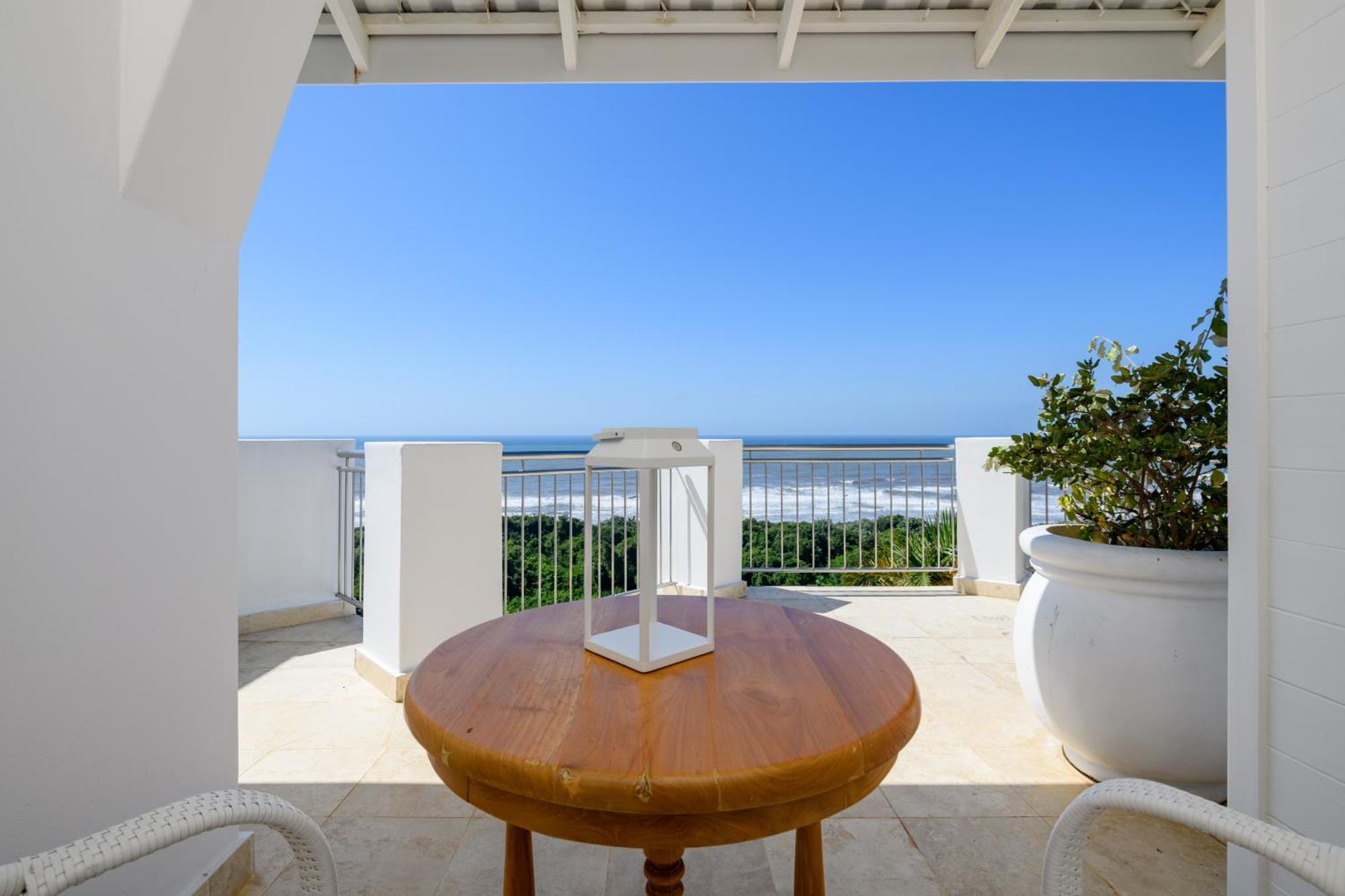 Nakai Beach Homestay Trafalgar Esterno foto