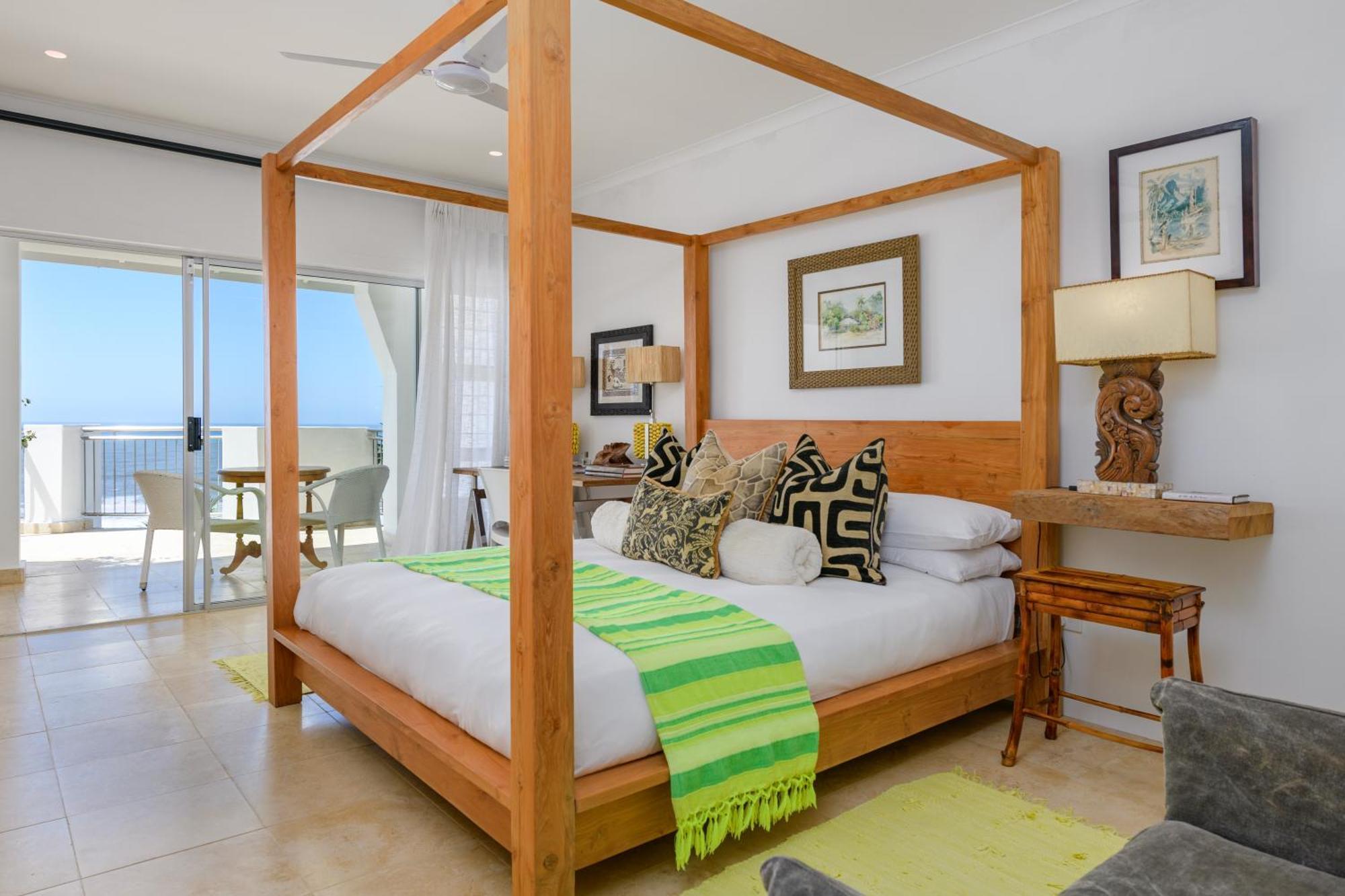 Nakai Beach Homestay Trafalgar Esterno foto